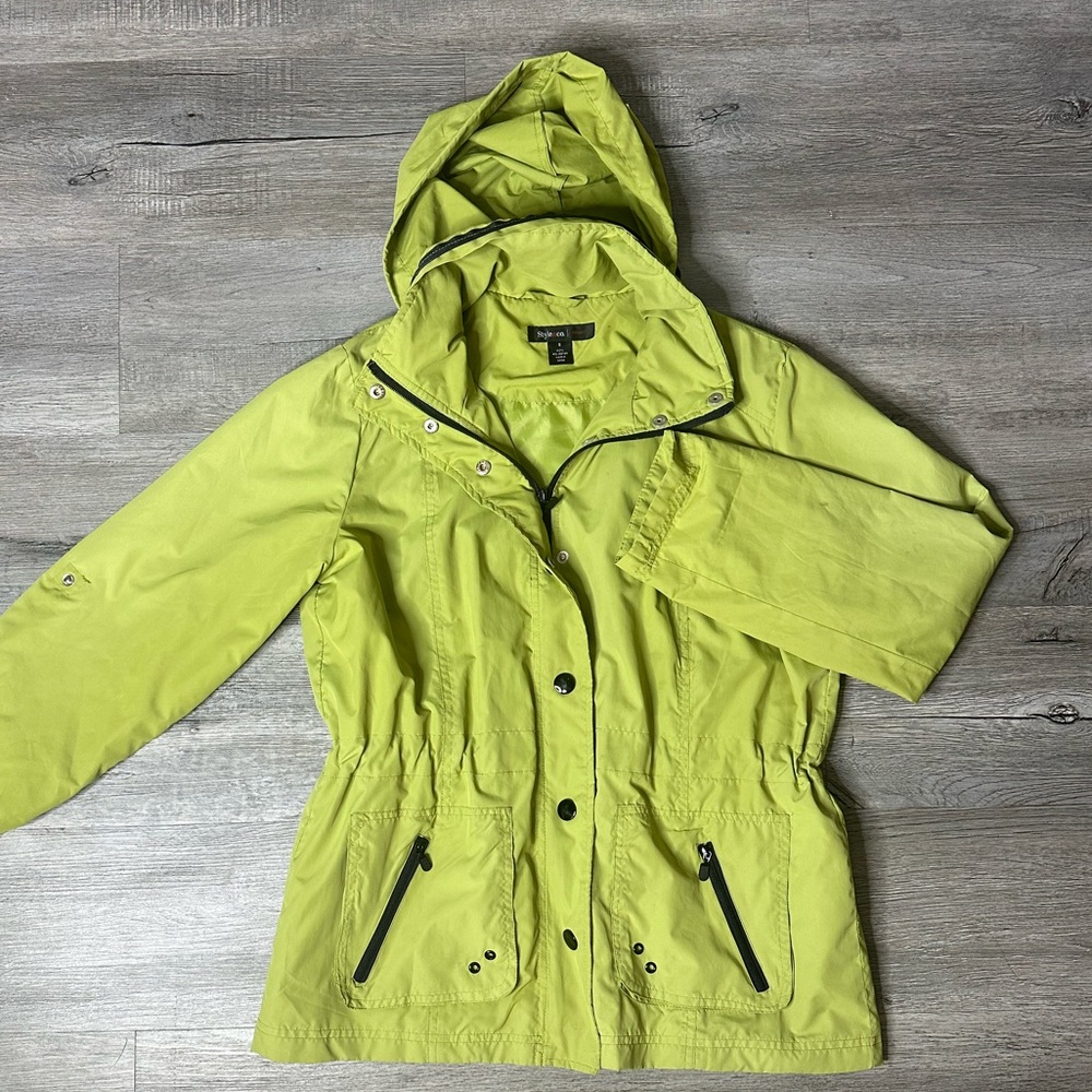 Style and Co Sports Water Resistant Light Green Jacket